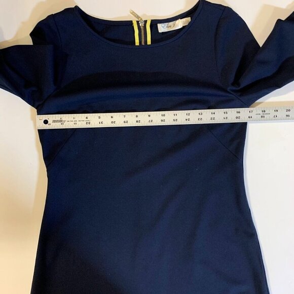 Eliza J Women's 3/4 Sleeve Flare Cuff Shift Dress In Navy Size 4 - Picture 12 of 14